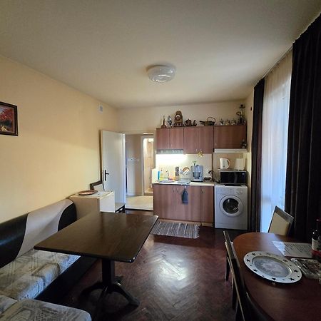 Comfort Apartment Vt Veliko Tărnovo Esterno foto