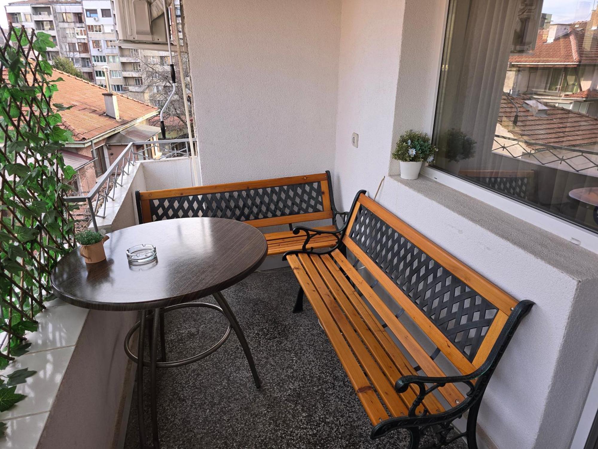 Comfort Apartment Vt Veliko Tărnovo Esterno foto