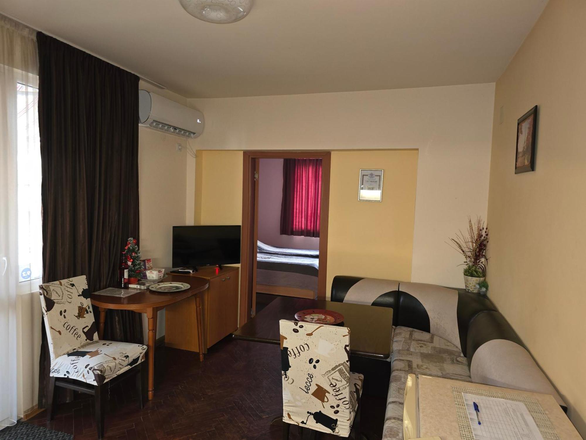 Comfort Apartment Vt Veliko Tărnovo Esterno foto