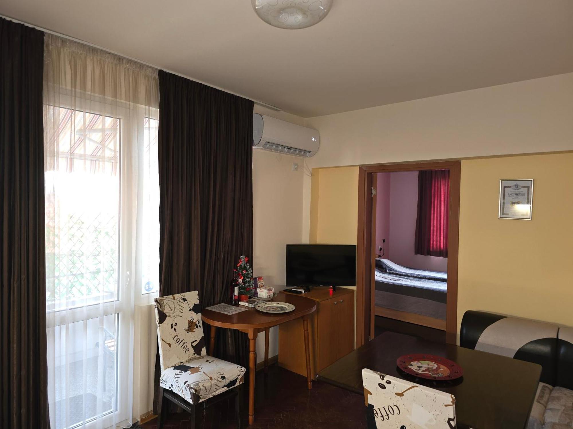 Comfort Apartment Vt Veliko Tărnovo Esterno foto
