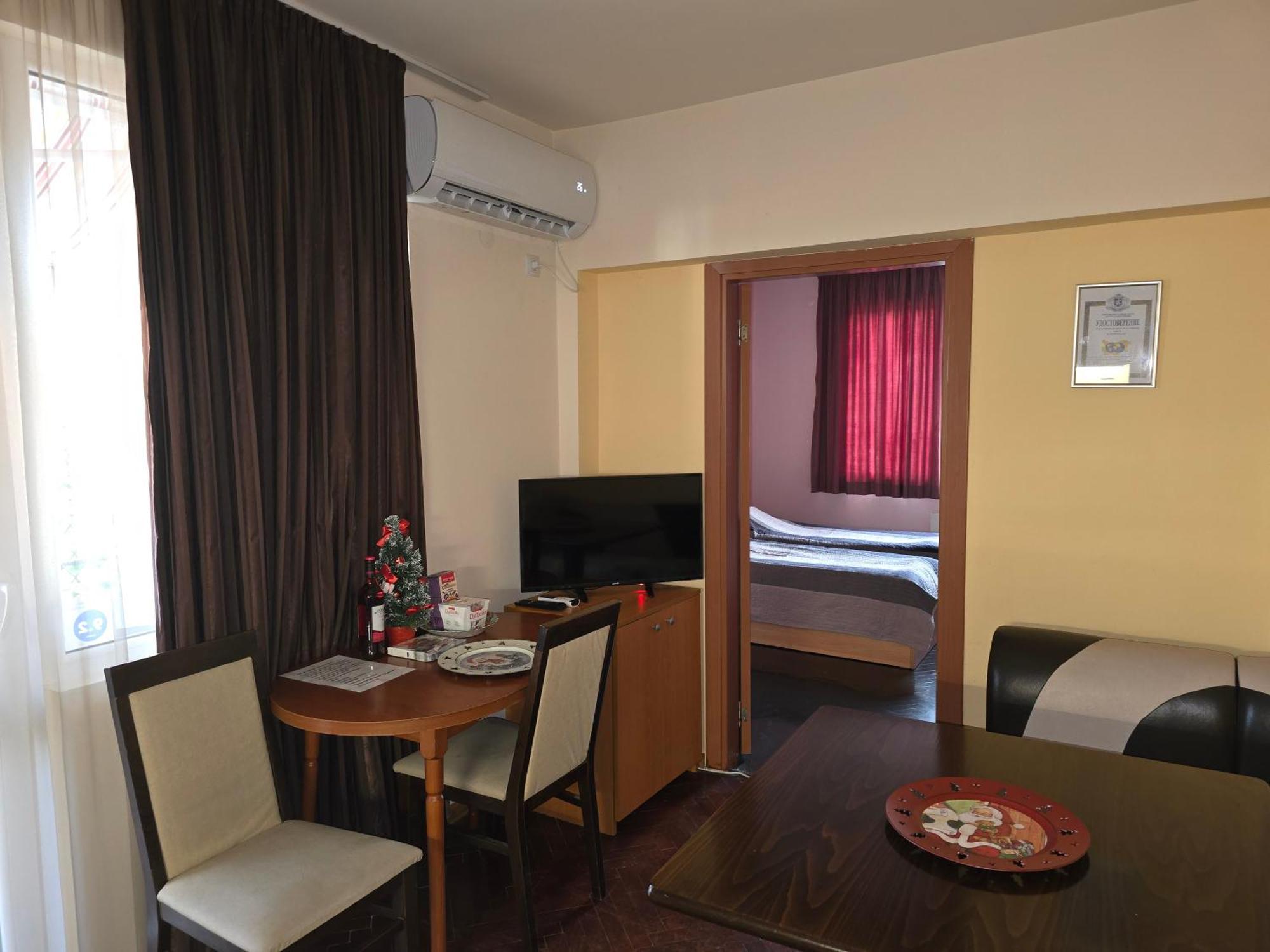 Comfort Apartment Vt Veliko Tărnovo Esterno foto