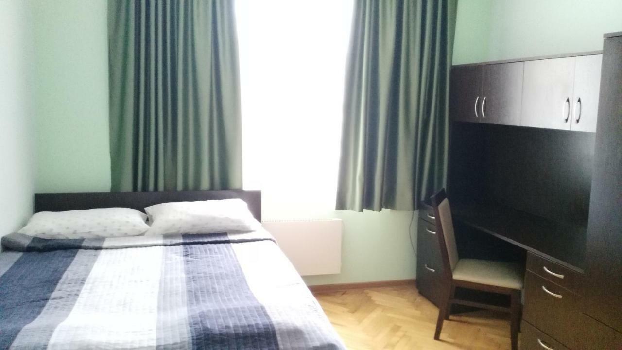 Comfort Apartment Vt Veliko Tărnovo Esterno foto