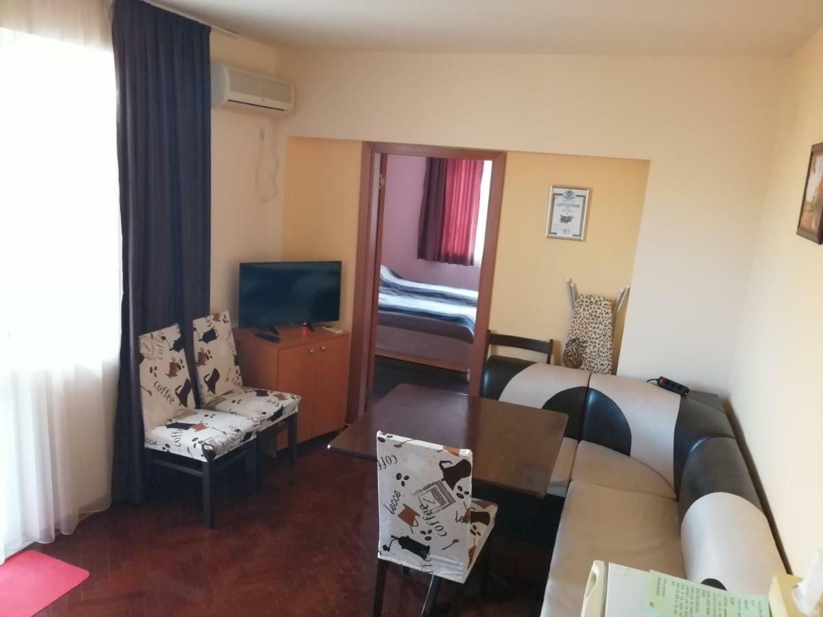Comfort Apartment Vt Veliko Tărnovo Esterno foto